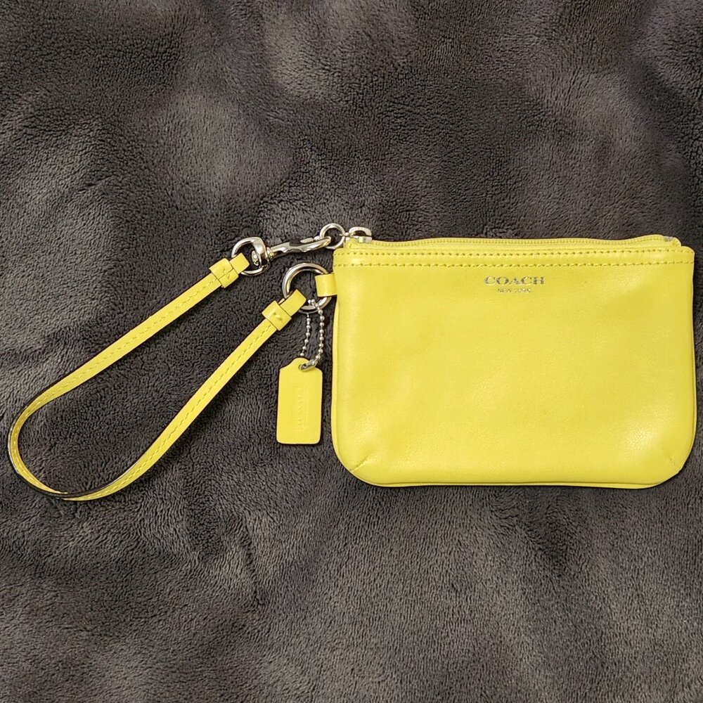 Coach Butter Yellow Leather Wristlet Wallet
